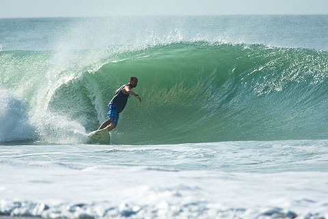 Avid Surfer, Forecaster Receives Joanne Simpson Award for Sustained Mentorship of Colleagues