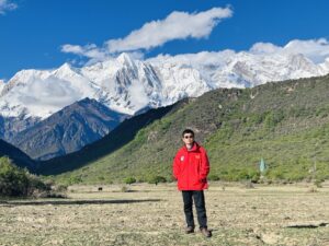Xeulong Chen pictured in the Yarlung Zsangbo Grand Canyon
