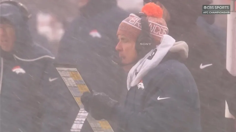 Broncos head coach Sean Payton on the sidelines during last weekend’s loss to the Patriots. 