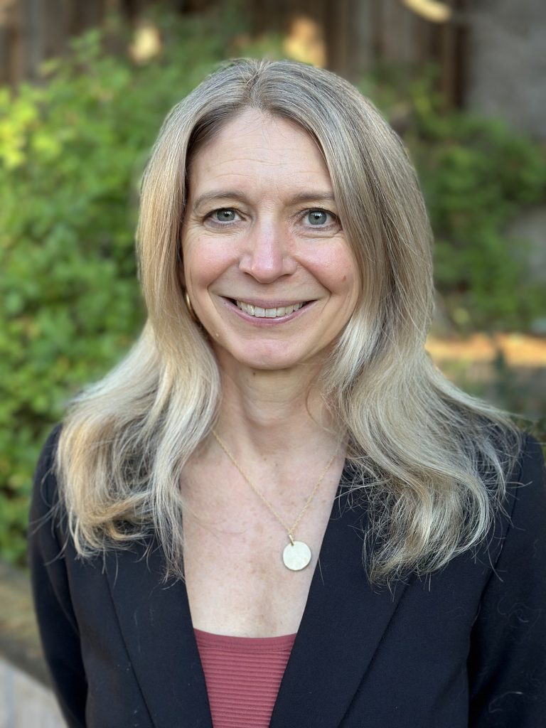 Climatologist and AMS Member Nina Oakly